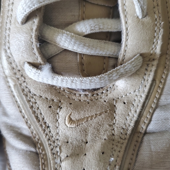 Nike Air Max 180 + Running Shoes 315941-121 Women's Size 7.5 Beige Gold Floral - Picture 7 of 13